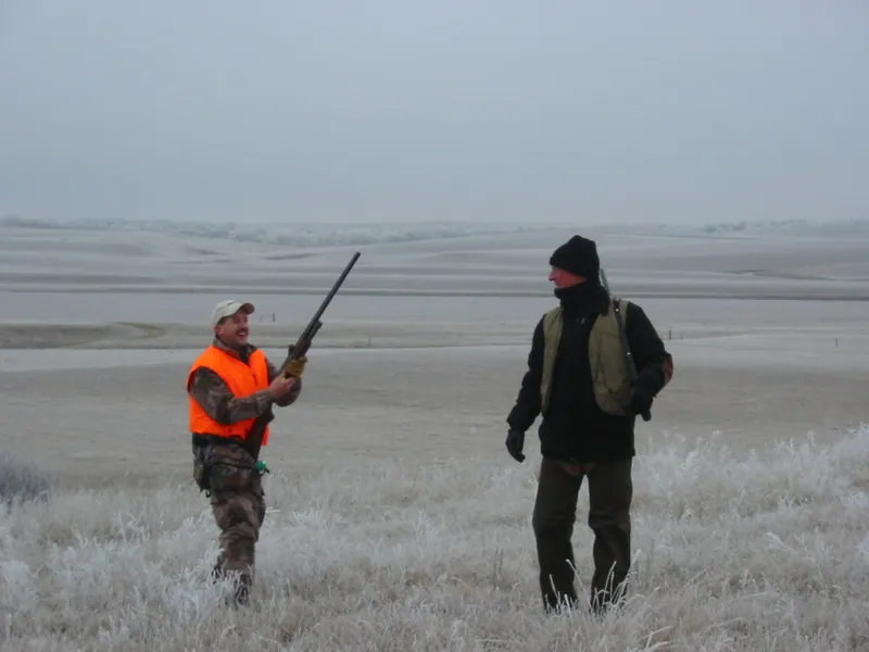 Hunting party SW from Idaho – 2004 wild pheasant hunt in North Dakota