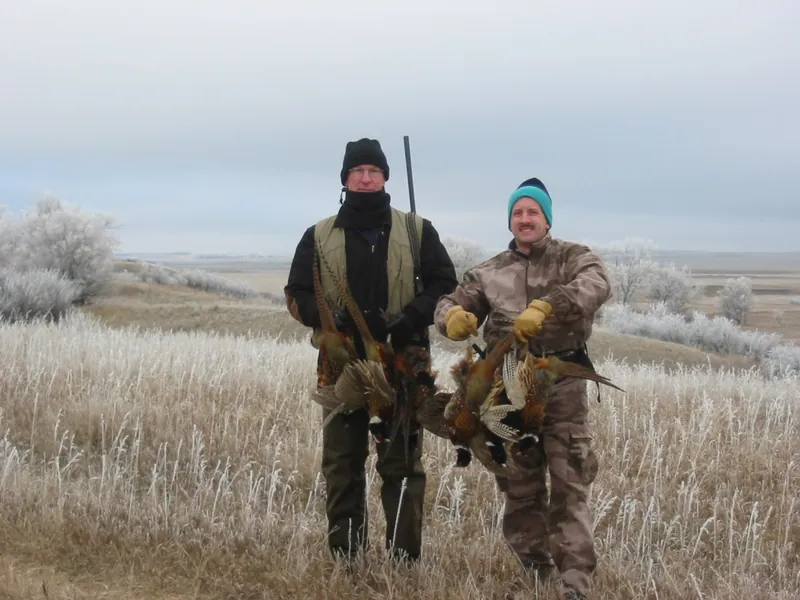 Hunting party SW from Idaho – 2004 wild pheasant hunt in North Dakota
